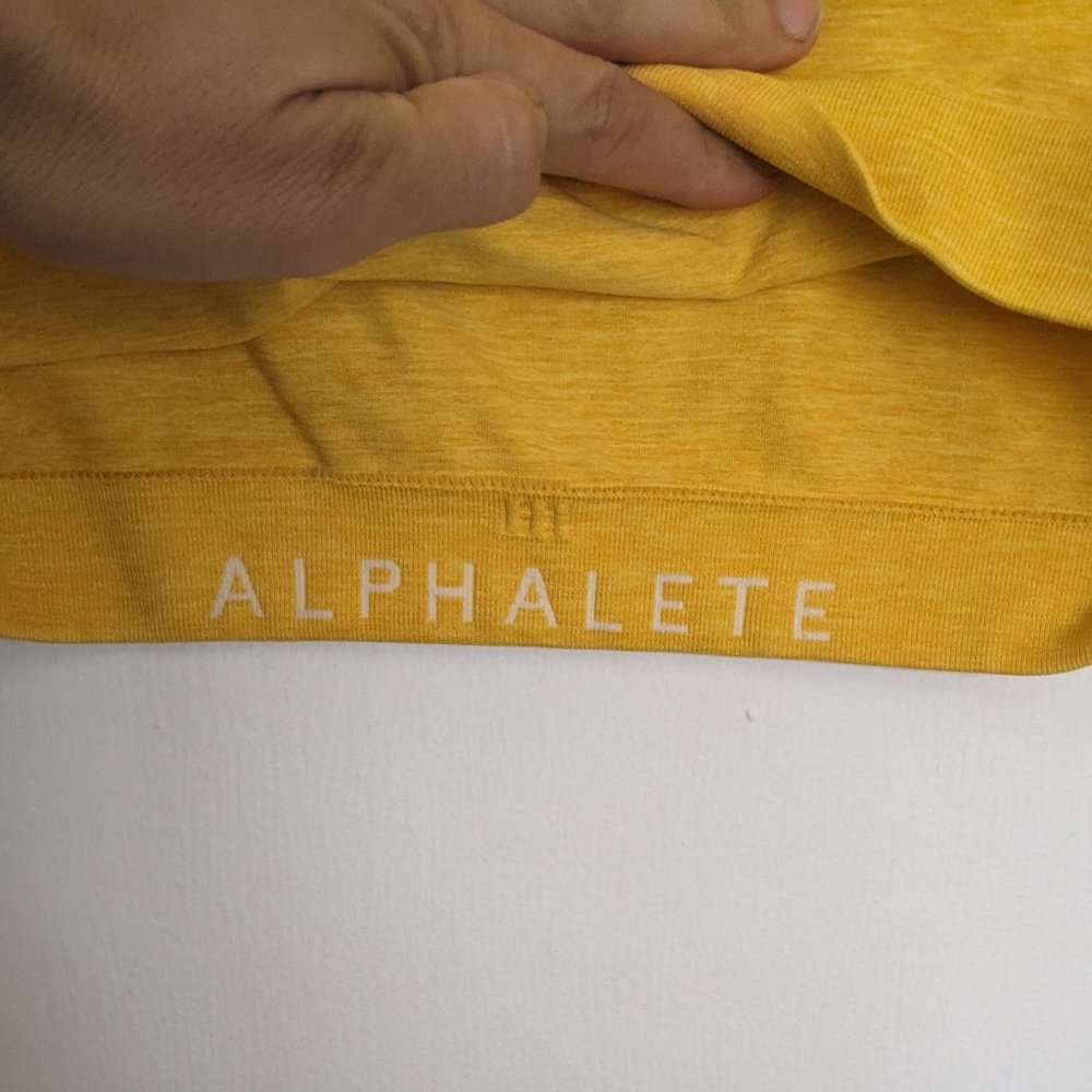 Alphalete Revival Seamless Long Sleeve Crop Top - M - Picture 4 of 7